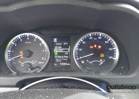 2018 Toyota Highlander Le Plus from USA, damaged, VIN 5TDBZRFH3JS878598